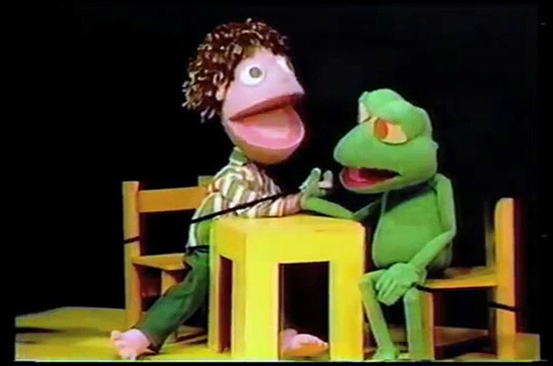 The Clyde Frog Show "Pills"