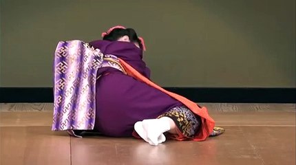 日本舞踊「軒端の梅」　traditional Japanese dance (2/2)