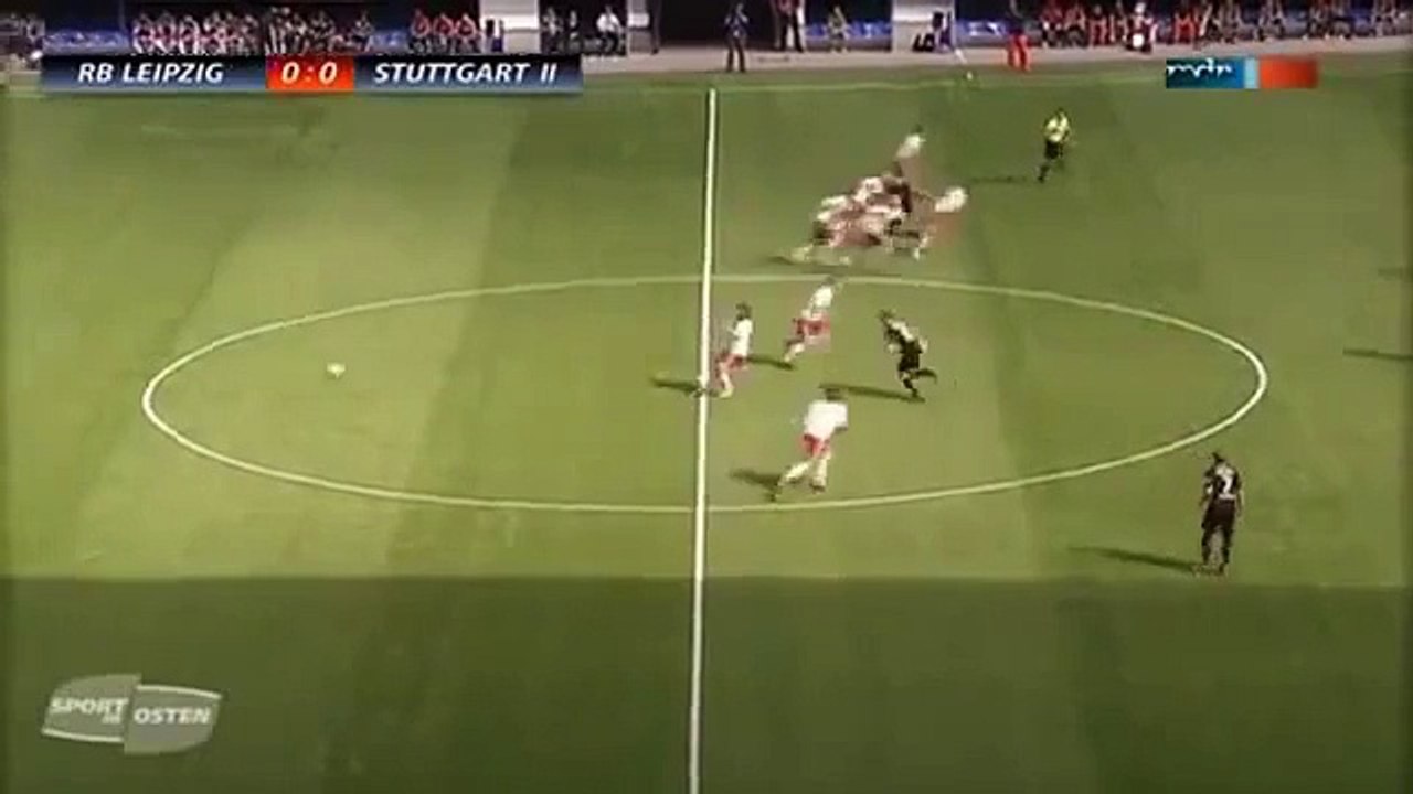 But magique en foot - Exemple de jeu collectif parfait!