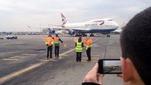 British Airways 747-400 Marshalling Onto Stand