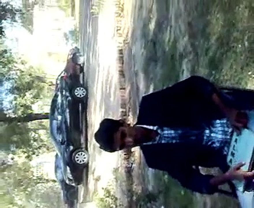 University Of Sindh RaGGinG KarinG On MY First Day.....!!!!!  (2k11)