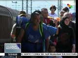 Miles de migrantes parten de Macedonia para llegar a Serbia y Hungría