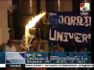 Dejan ministros a Pérez Molina por escándalos de corrupción