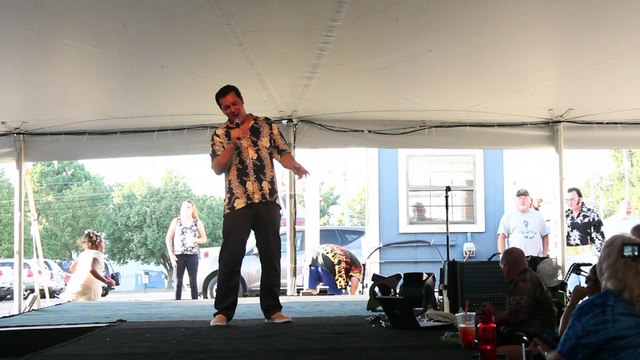 William Marks sings 'Can't Stop Loving You' Elvis Week 2015