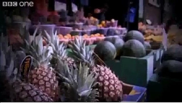 Crimewatch UK - Reconstruction - 1979 murder of lynda farrow