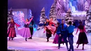 Jeudi 20 Août 2015 à Disneyland Paris Chantons La Reine des Neiges ( Français )