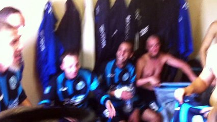 1ere Victoire de la saison en Officiel , sa merite bien le chant du club de l ASCC !!!