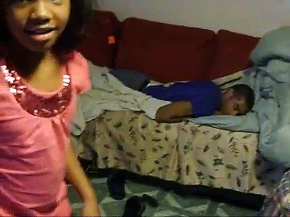 SLEEPING COUSIN FAIL/PRANK!