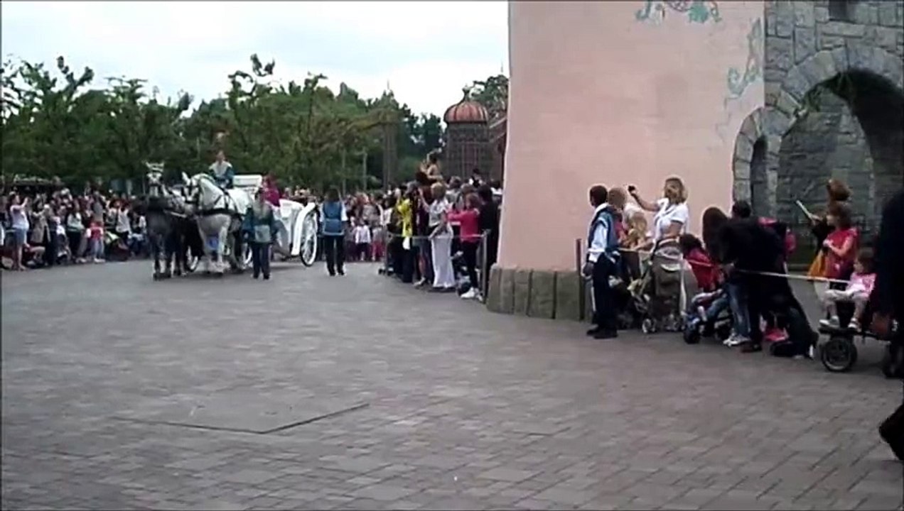 Jeudi 20 Août 2015 à Disneyland Paris  La Reine...