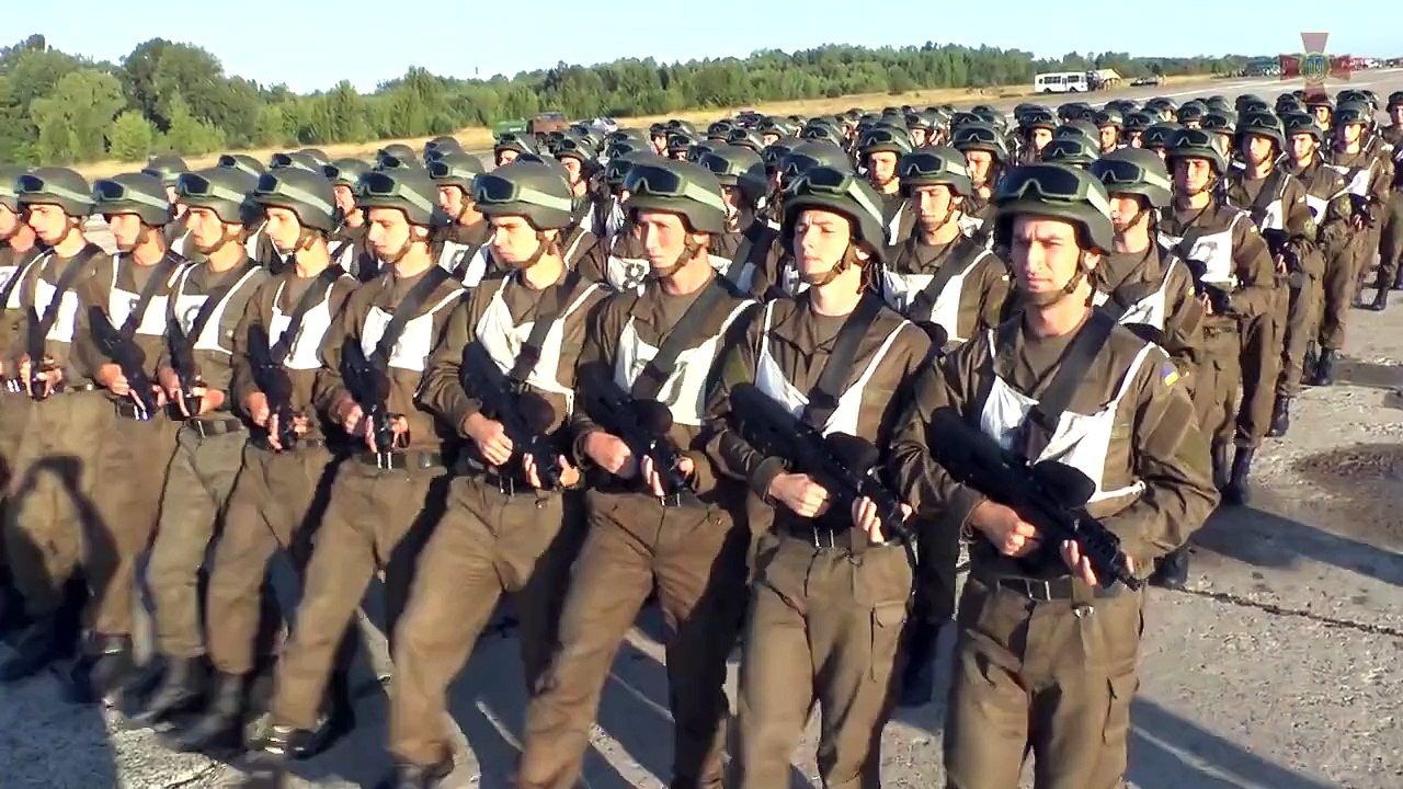 Нацгвардійці готуються до параду на честь Дня Незалежності України