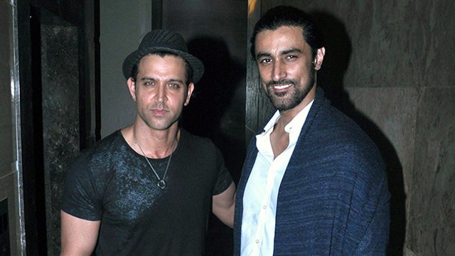 Hrithik Roshan @ 'Kaun Kitne Paani Mein' Screening | #LehrenTurns29