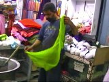 Pakistan_ Dyeing Cloth in Karachi