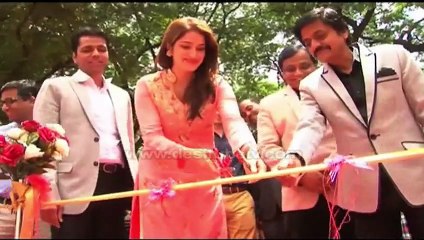 Dildarian Punjabi Movie : Sagarika Ghatge Romance With famous punjabi singer Jassi Gill In Upcoming Punjabi Movie Dildarian