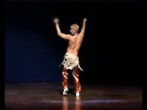 Это надо видеть! Мужской восточный танец живота.flv