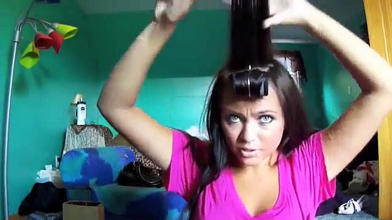 Bouncy Hair Using Hot Rollers