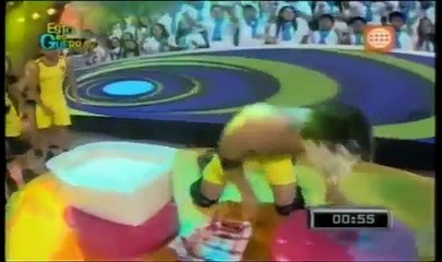 Guy pied and slimed
