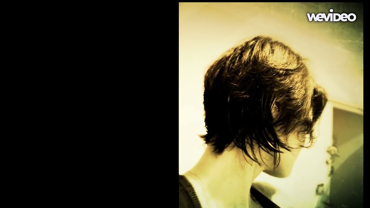 Corte de cabelo curto sozinha