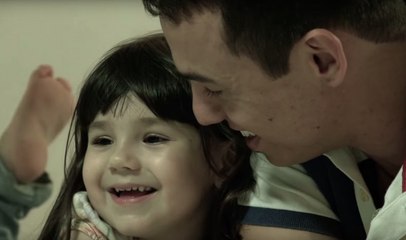 Fotografije oca i kcerke za preminulu majku