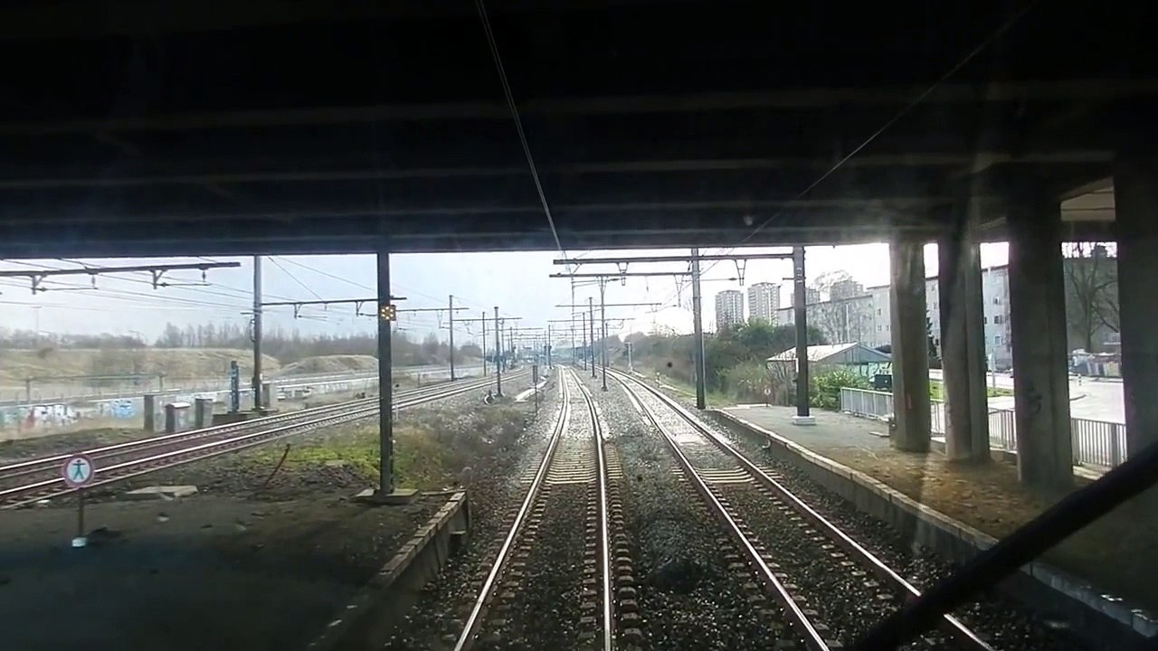 Cabine rit in de AM 75 Ekeren - Antwerpen Centraal