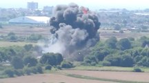 Une vidéo amateur montre le crash d’un avion de chasse lors d’un meeting aérien en Angleterre