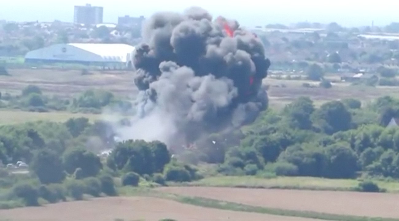 Une vidéo amateur montre le crash d’un avion de chasse lors d’un meeting aérien en Angleterre