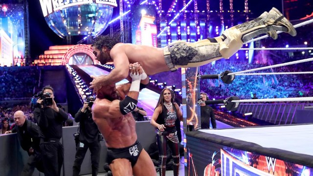 Wwe Triple H Vs Seth Rollins Wrestlemania 2017 Non-Sanctioned Match Full HD Match