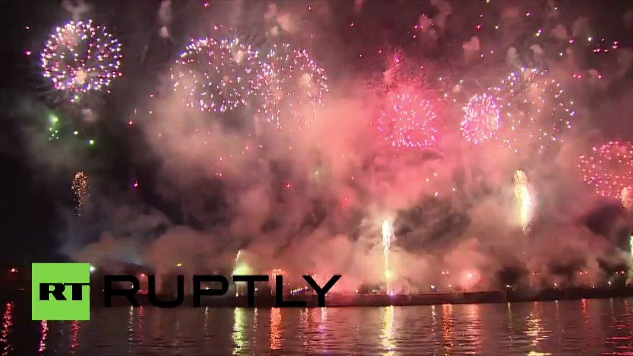 Un concours de feu d’artifices met en valeurs les charmes de Moscou