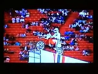 DMAX - Destroyed In Seconds - Robbie Knievel