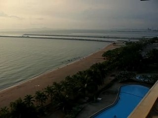 The Sun is sinking low