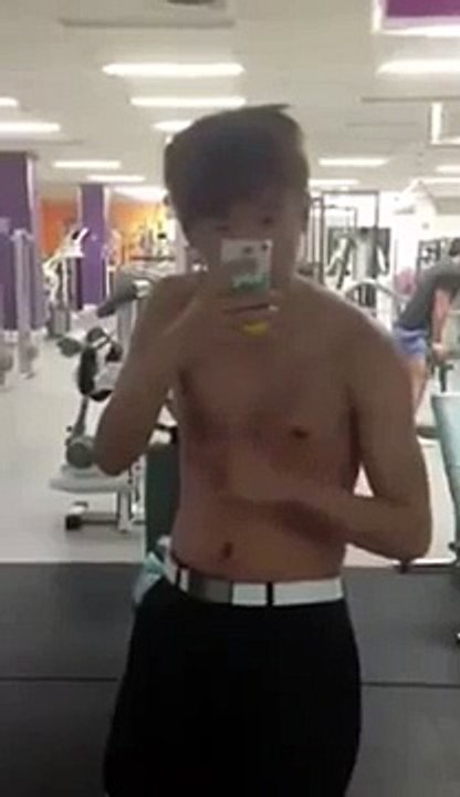 Funny Asian Guy in a GYM