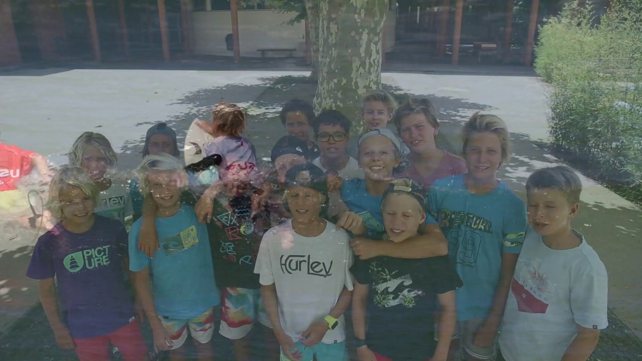 Tu aimes le surf ? Prends ta licence !