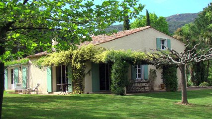Grimaud (83310) VENTE VILLA de 220 m²  sur Terrain 2.2ha - Piscine