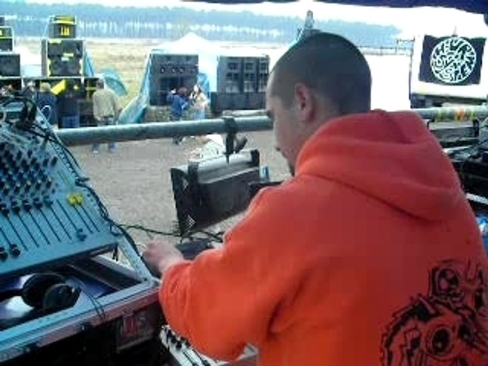 live arakneed 2 tekos dax