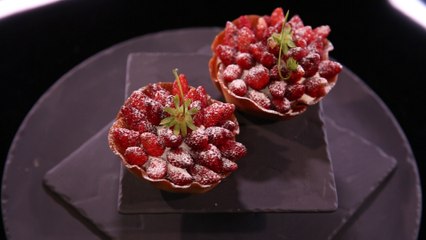 Tulipe aux fraises, chantilly à la réglisse, par Christophe Michalak (#DPDC)