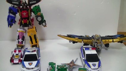 đồ chơi siêu nhân hải tặc  파워레인저 캡틴포스 썬더 윈드 로봇 변신 장난감  Power Rangers Toys