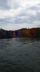 IN VAPORETTO  MI ALLONTANO DA BURANO