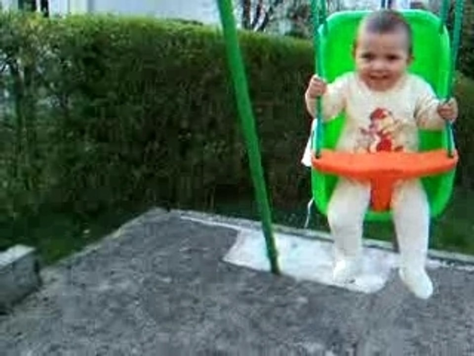 la balançoire c'est génial!!