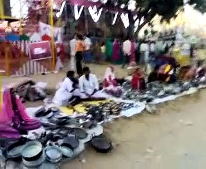 Pushkar Camel Fair 2007 Rajasthan - View of Fair on road