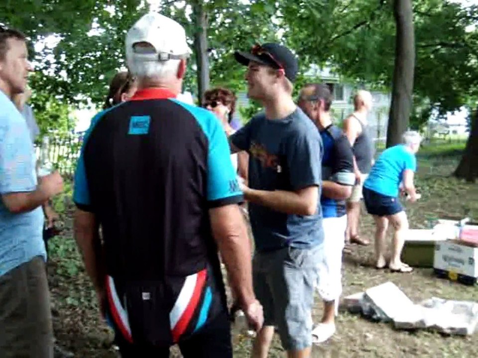 Épluchette de blé d'inde le 23 août 2015. www.clubcycloroute.ca