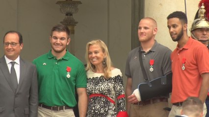 Les héros du Thalys décorés de la Légion d'honneur : "agissez si vous le pouvez"