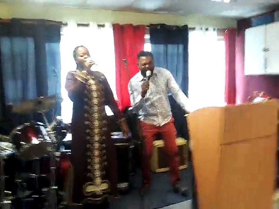 Pasteur Pathy Kobanghe Frère MBUTA " LBB "07062015 "Merci Seigneur"