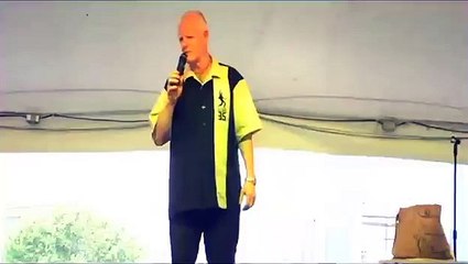 Chris Drummond sings 'Edge Of Reality' Elvis Week 2012 (vide