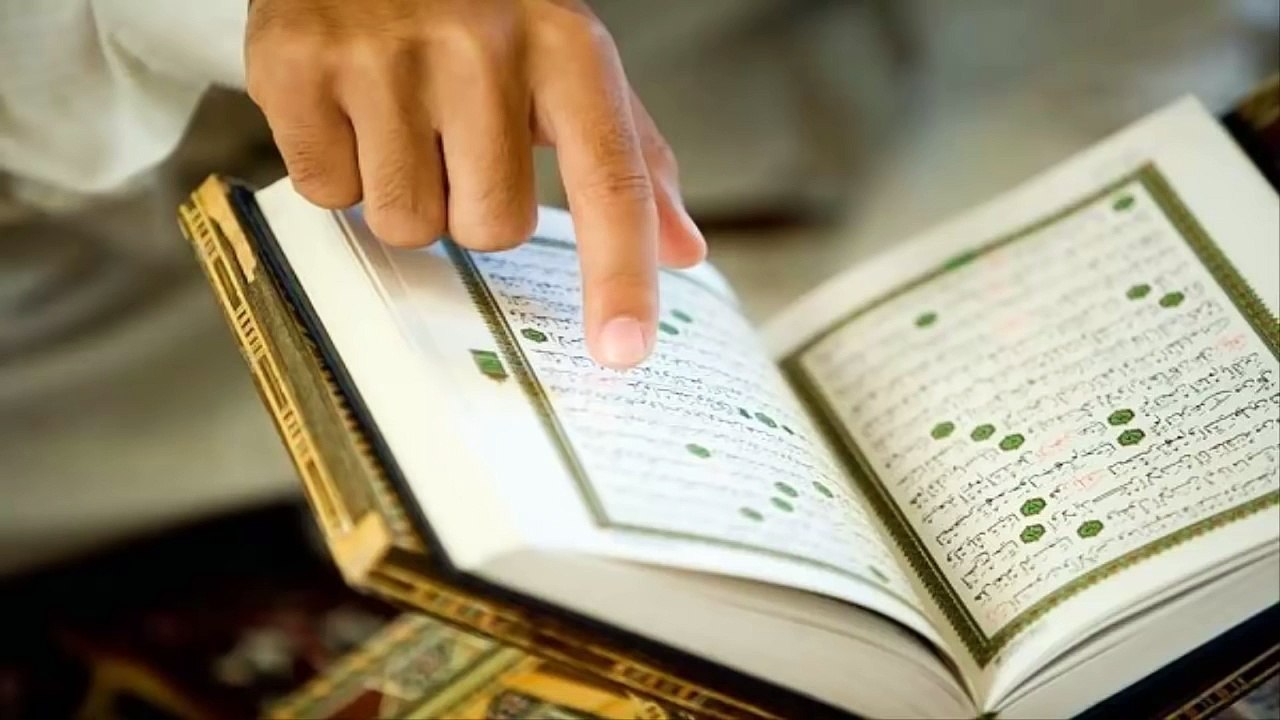 تلاوه الشيخ نايف الفيصل وَلَا تَحْسَبَنَّ اللَّهَ غَافِلًا عَمَّا يَعْمَلُ الظَّالِمُونَ
