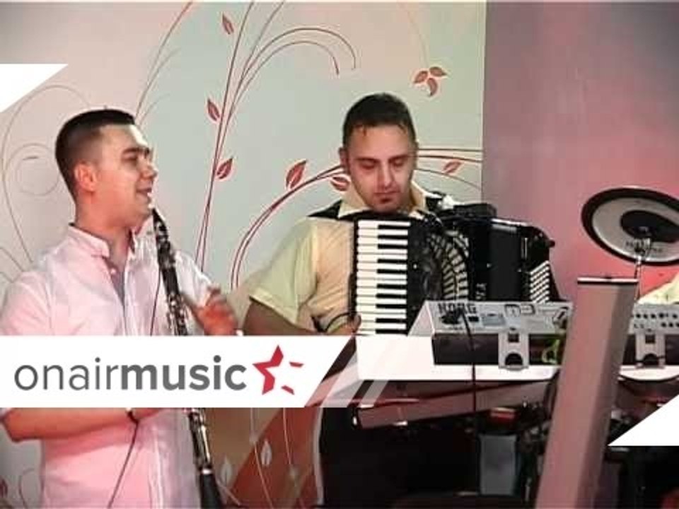 Aneta i Gr.Molika - Moras duso da me razberes.mpg