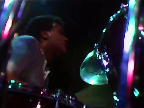 Simple Minds - New Gold Dream Live 1984 [Remastered by Dexbam, 720p]