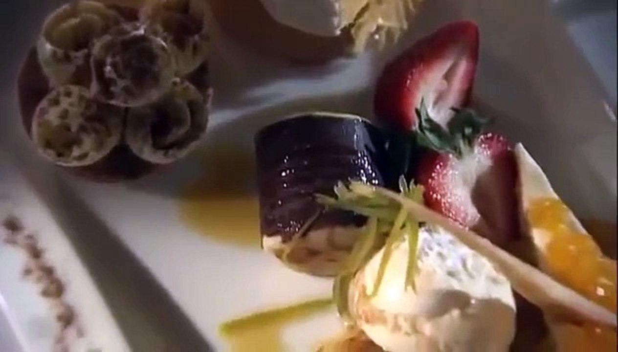 WORLD TRAVEL GUIDE - BORA BORA - Discovery Tourism Vacation (full documentary)