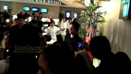 Intip Serunya Pemotretan Jennifer Bachdim dan Buah Hatinya