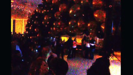 SpeakEasy Singles New Year's Eve Balloon Drop - 12/31/2014