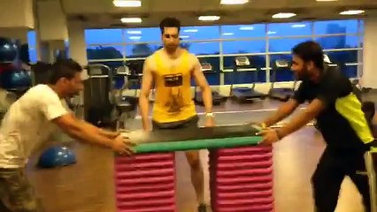 Hard workout in gym shows Umar Gul fit, ready to take on opponents - Cricket
