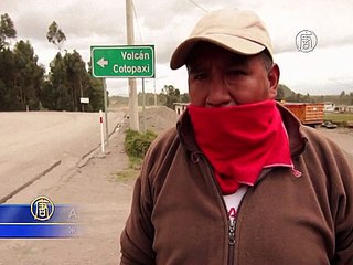 Пепел из вулкана Котопахи накрыл города